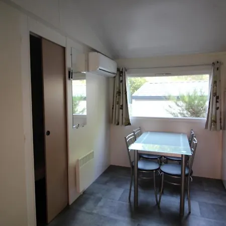 Harbers Zonvakanties Met Airco Lei Suves Sur Argens شاليه *